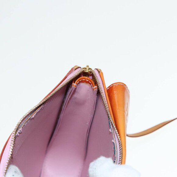 LOUIS VUITTON Monogram Vernis Motto Pouch Marshmallow Pink - Picture 12 of 16